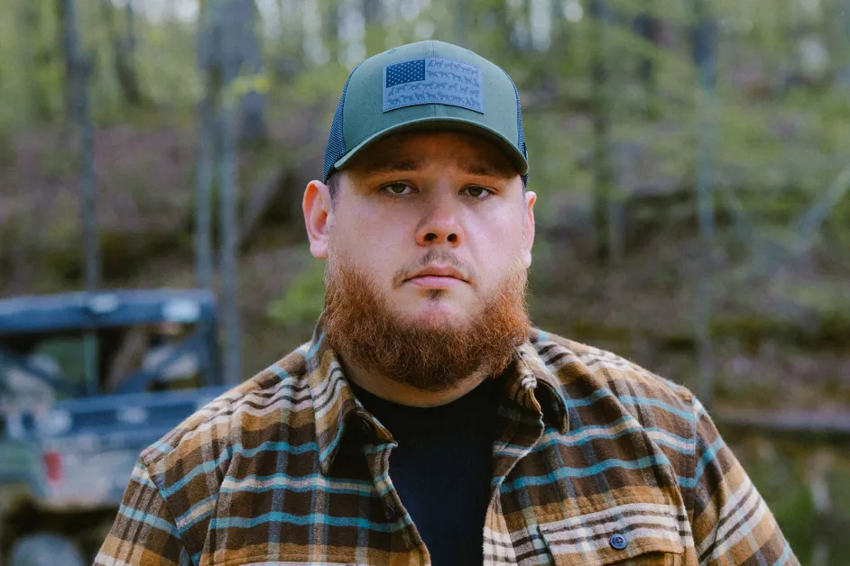 Luke-Combs-press-credit-Zack-Massey-2024-billboard-1548